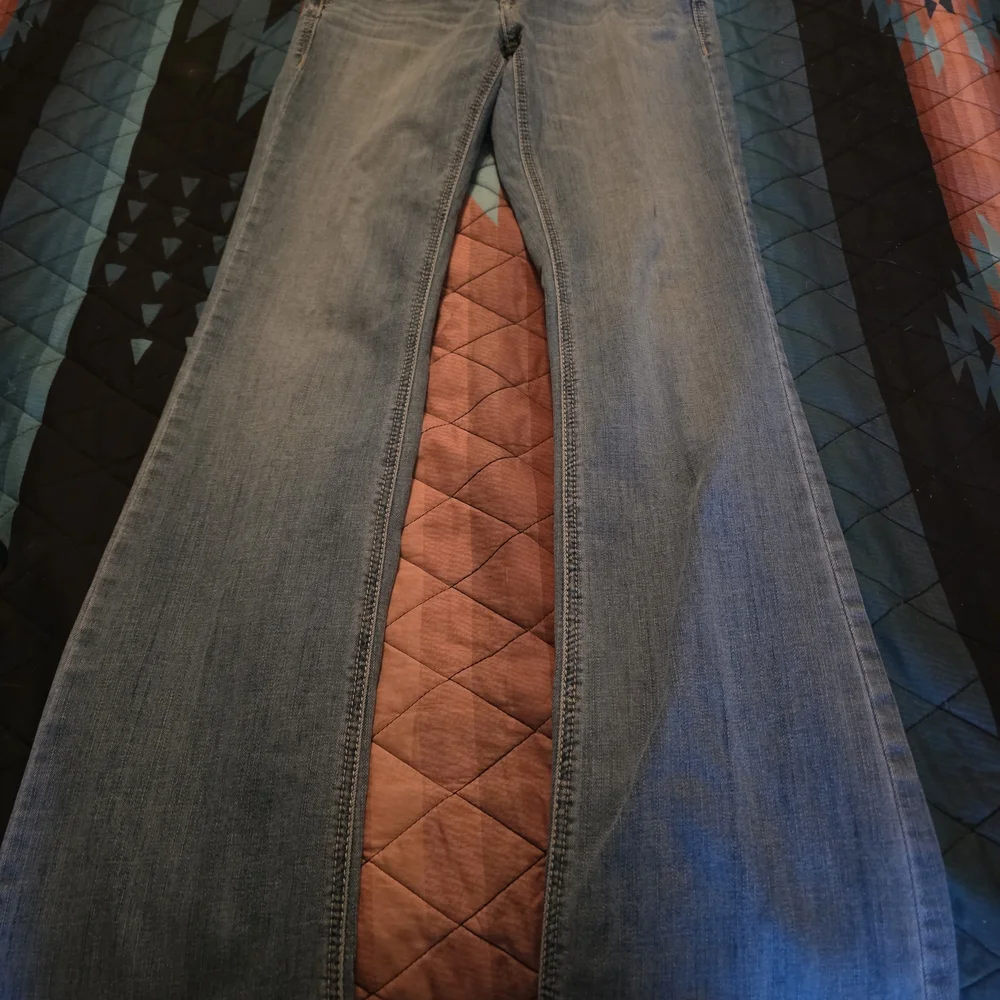 Ariat Light Blue Boot Cut Jeans 29 Long - Picture 1 of 4